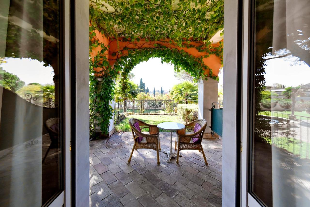 Villa Santa Barbara Montefalco Eksteriør billede