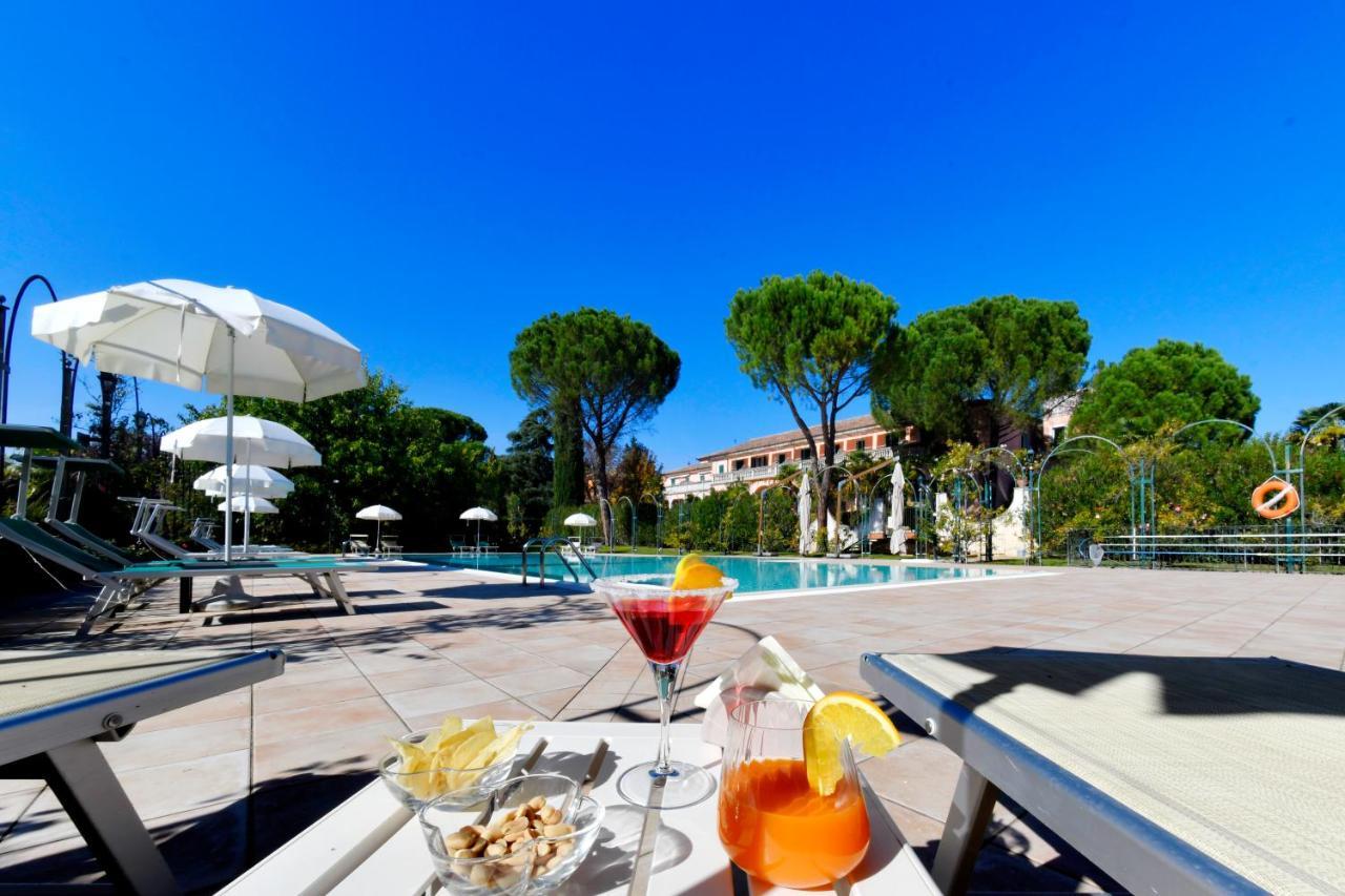 Villa Santa Barbara Montefalco Eksteriør billede