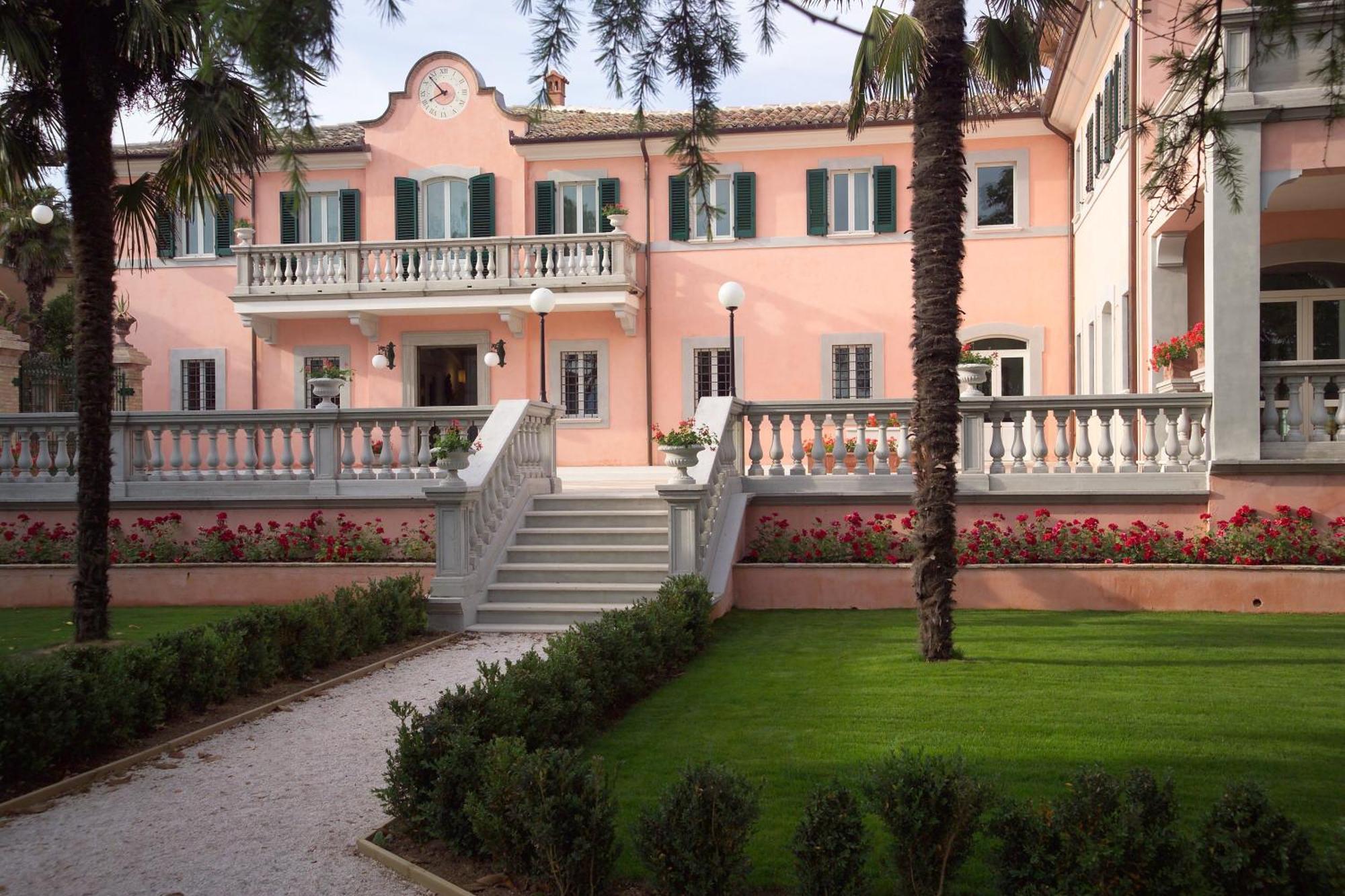 Villa Santa Barbara Montefalco Eksteriør billede